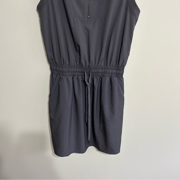 EVEREVE Charcoal Gray Quarter Zip Scout Athletic Dress - Size M - Picture 3 of 8
